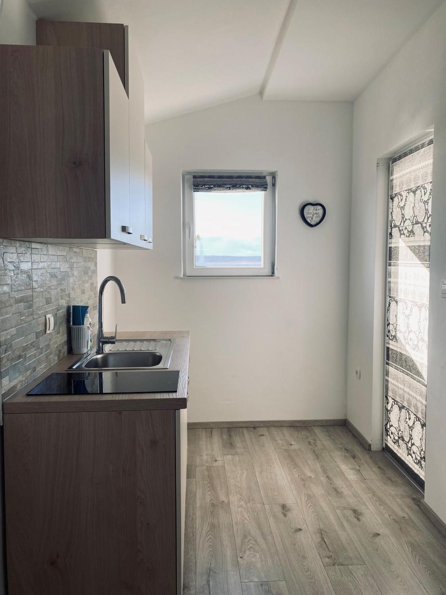 Apartmani Mila Starigrad Paklenica Exterior photo