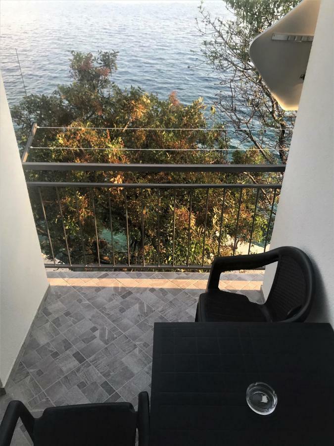 Apartmani Mila Starigrad Paklenica Exterior photo