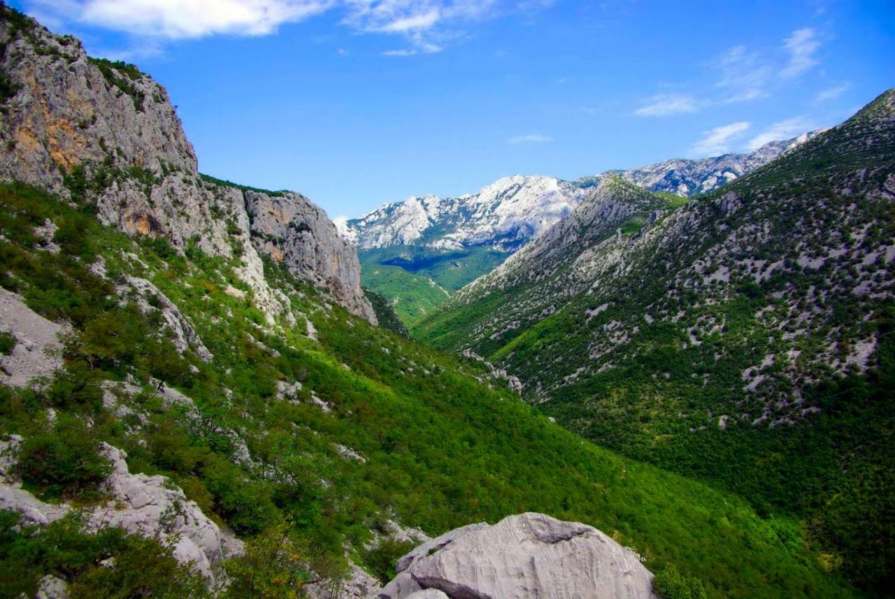 Apartmani Mila Starigrad Paklenica Exterior photo